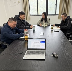 资产经营有限公司党支部召开会议